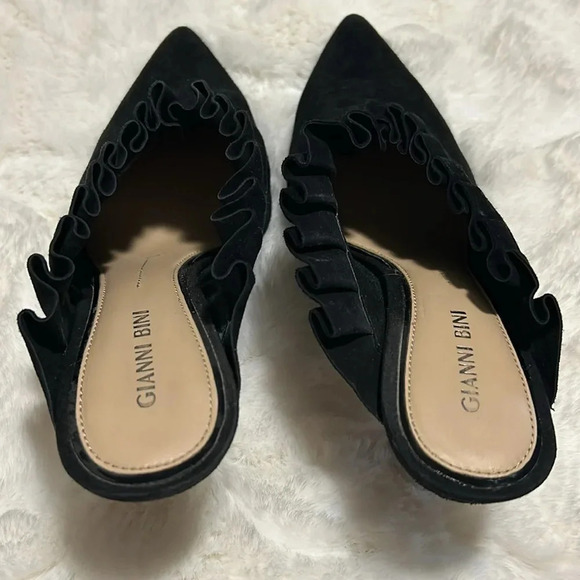 Gianni Bini Ruffled Suede Heels - Picture 7 of 7